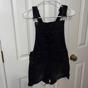 black overall shorts